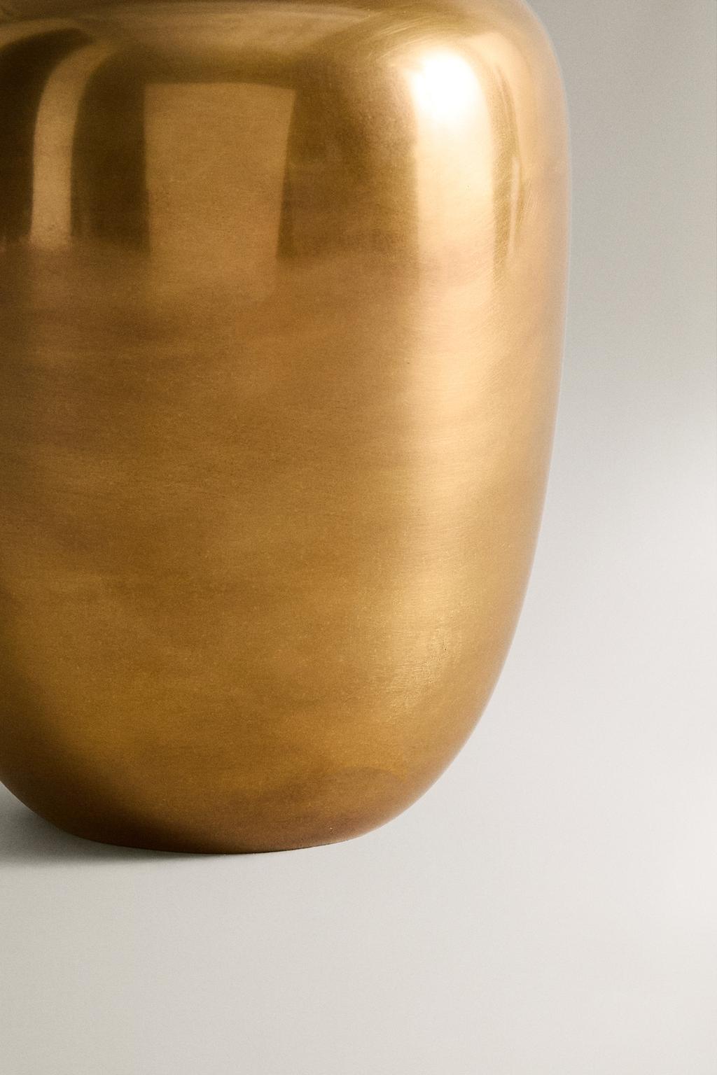 Ваза из латуни букет i колин кинг