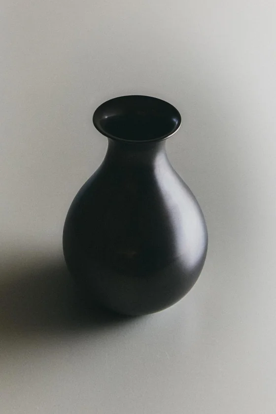 Ваза для цветов petit brass vessel drop i colin king