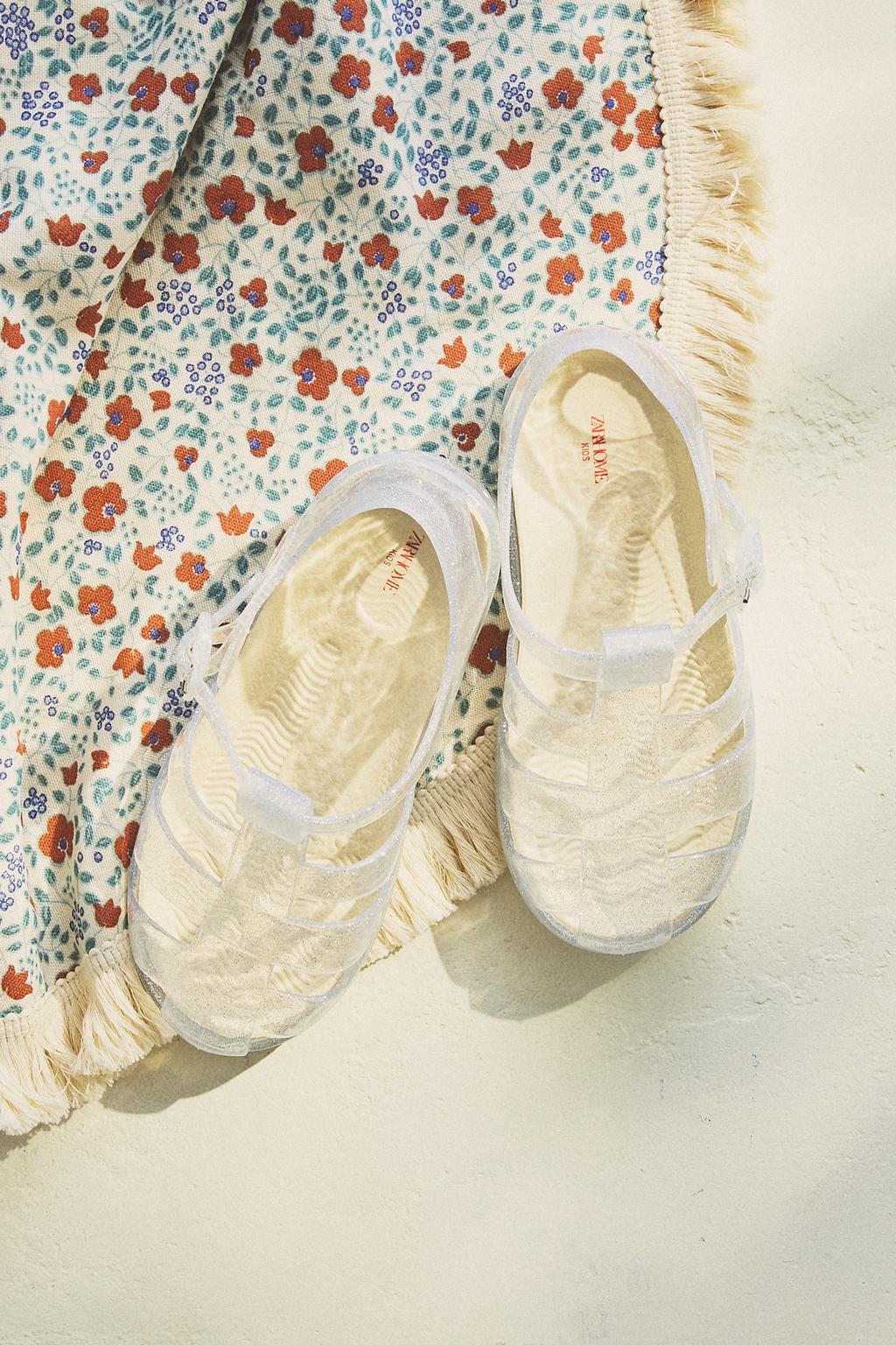 Детские сандалии с блестками