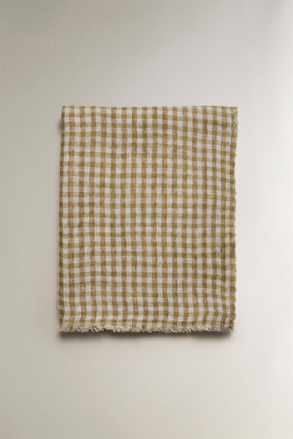 Плед из льна в клетку