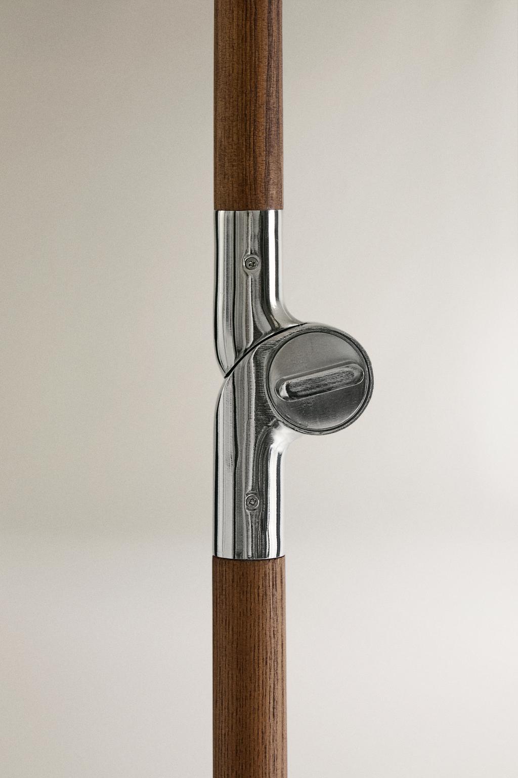 Зонт из дерева ясеня с контрастной отделкой