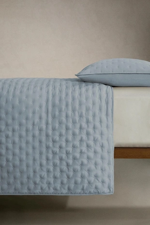 Стежковая покрывало с точечным узором