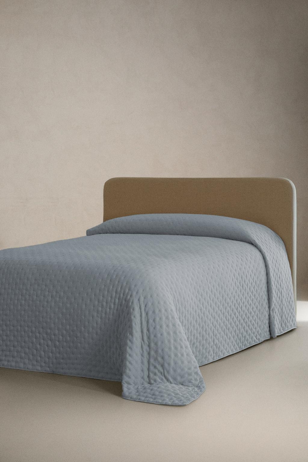 Стежковая покрывало с точечным узором