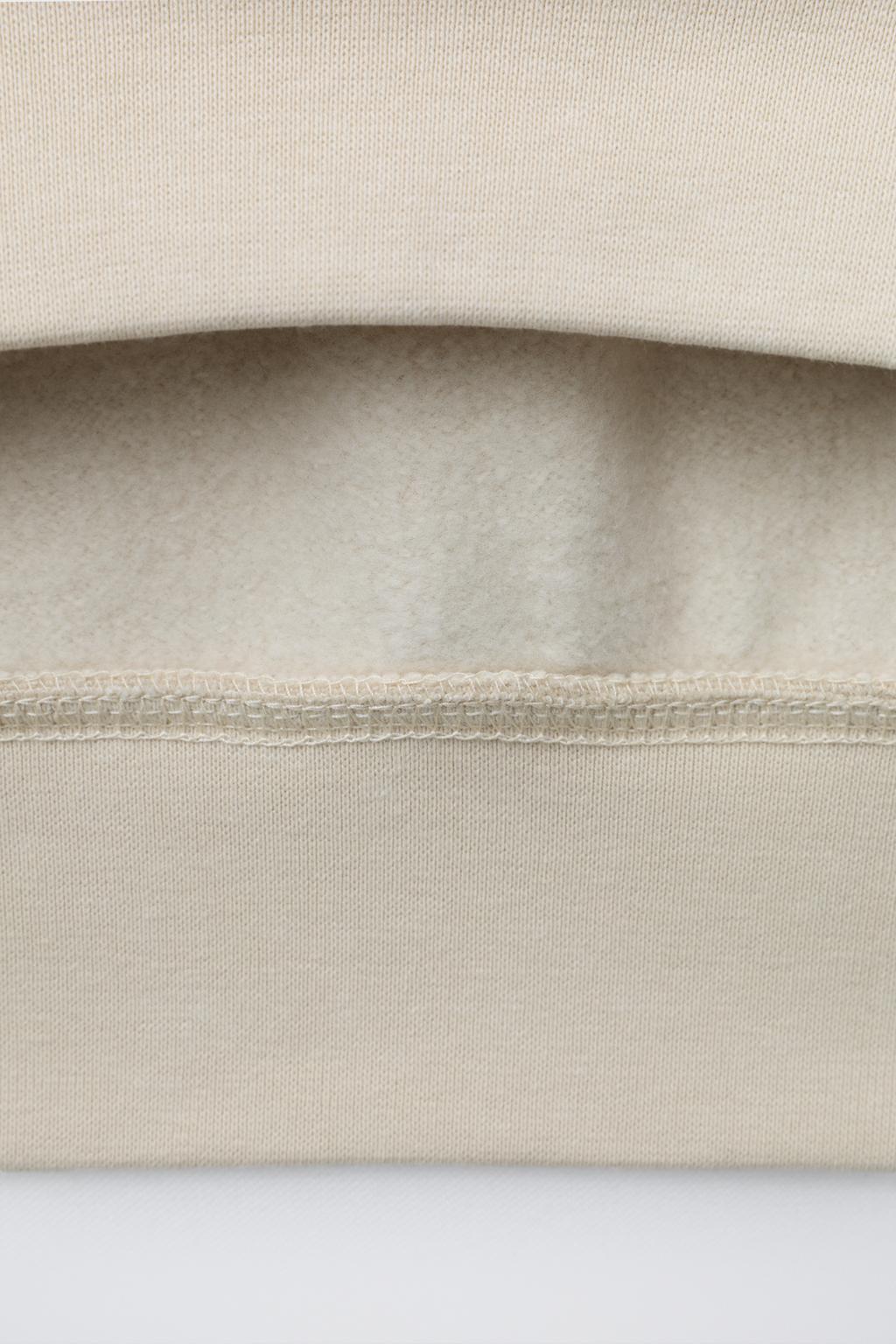 БАЗОВАЯ ТОЛСТОВКА С НАШИВКОЙ