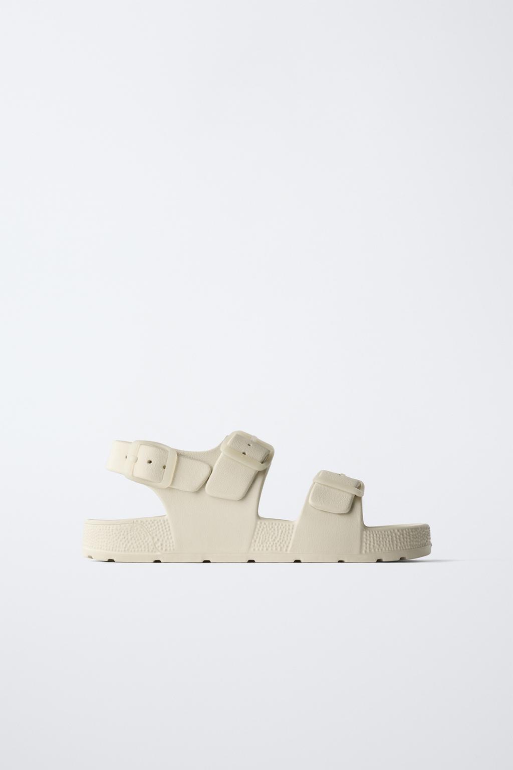 РЕЗИНОВЫЕ САНДАЛИИ С ПРЯЖКАМИ