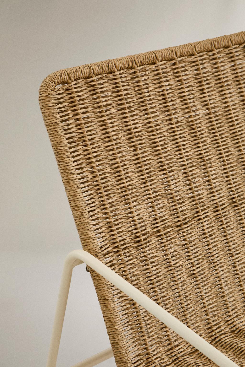 Тканевая наружная скамейка с спинкой