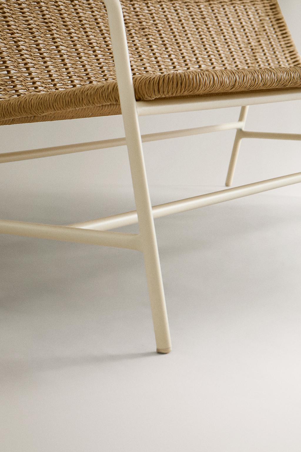 Тканевая наружная скамейка с спинкой