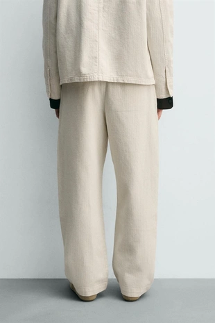 Чины в тонкую полоску Relaxed Fit- Заказать в России