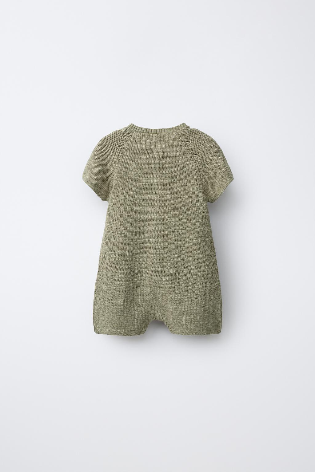 КОРОТКИЙ КОМБИНЕЗОН С ЖЕМЧУЖНЫМ УЗОРОМ