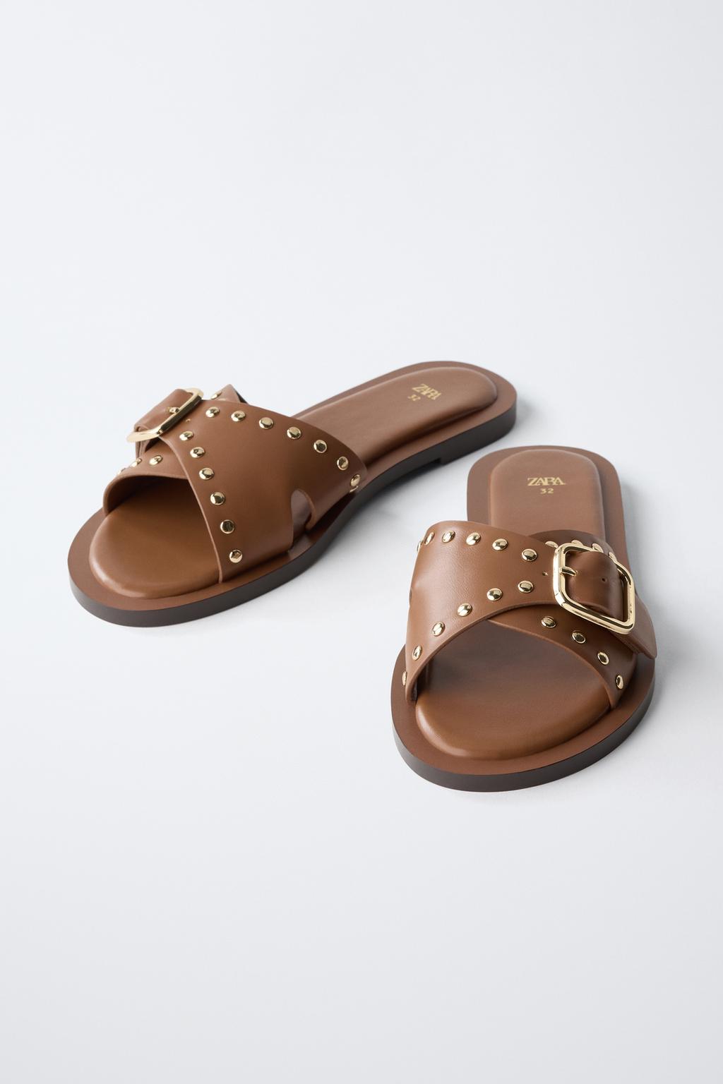 САНДАЛИИ С ЗАКЛЕПКАМИ