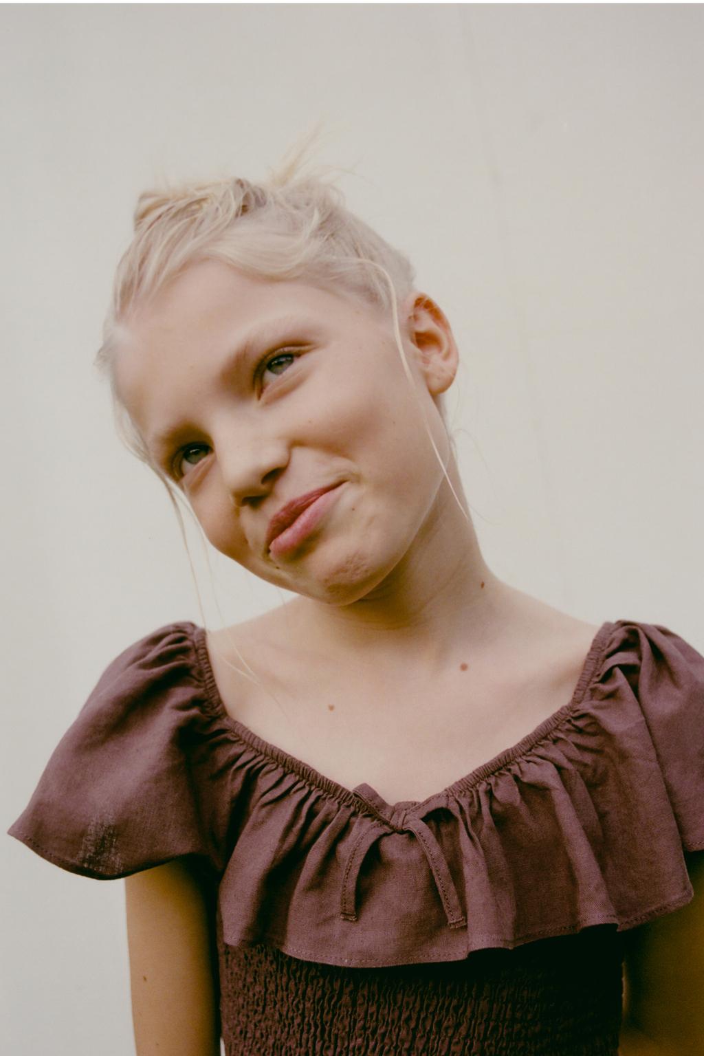 ФУТБОЛКА ИЗ ЛЬНА С УЗОРОМ «СОТЫ»