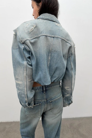Укороченная джинсовая куртка Trf с разрывами- Заказать в России