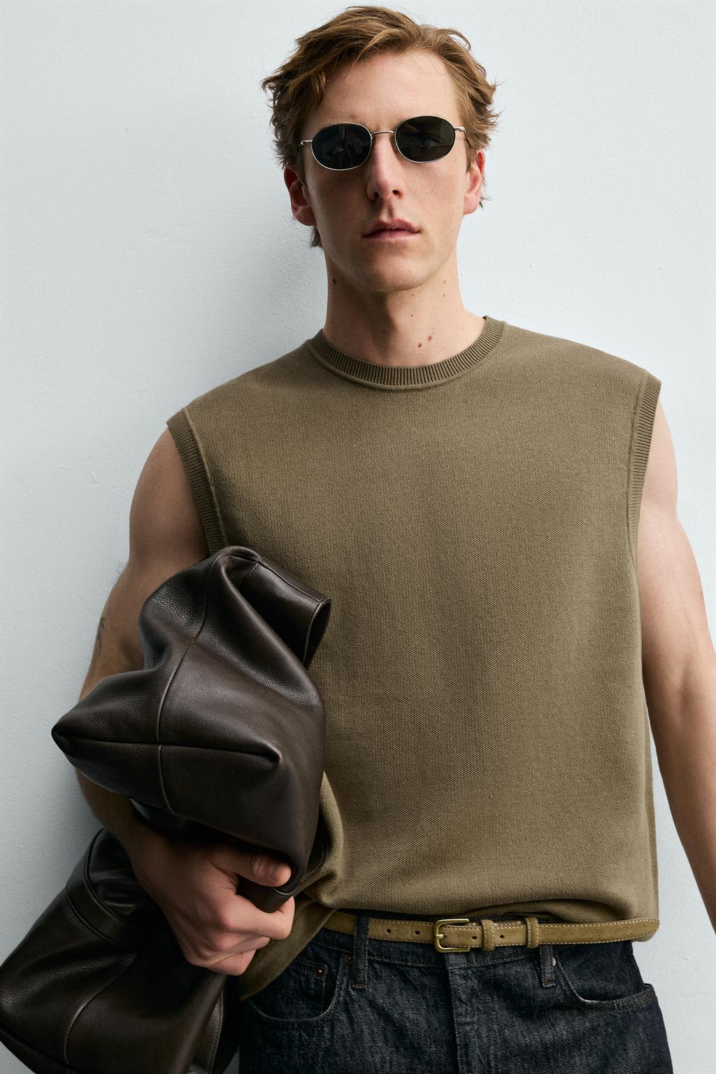 ЖИЛЕТ ИЗ РЕЛЬЕФНОГО ТРИКОТАЖА