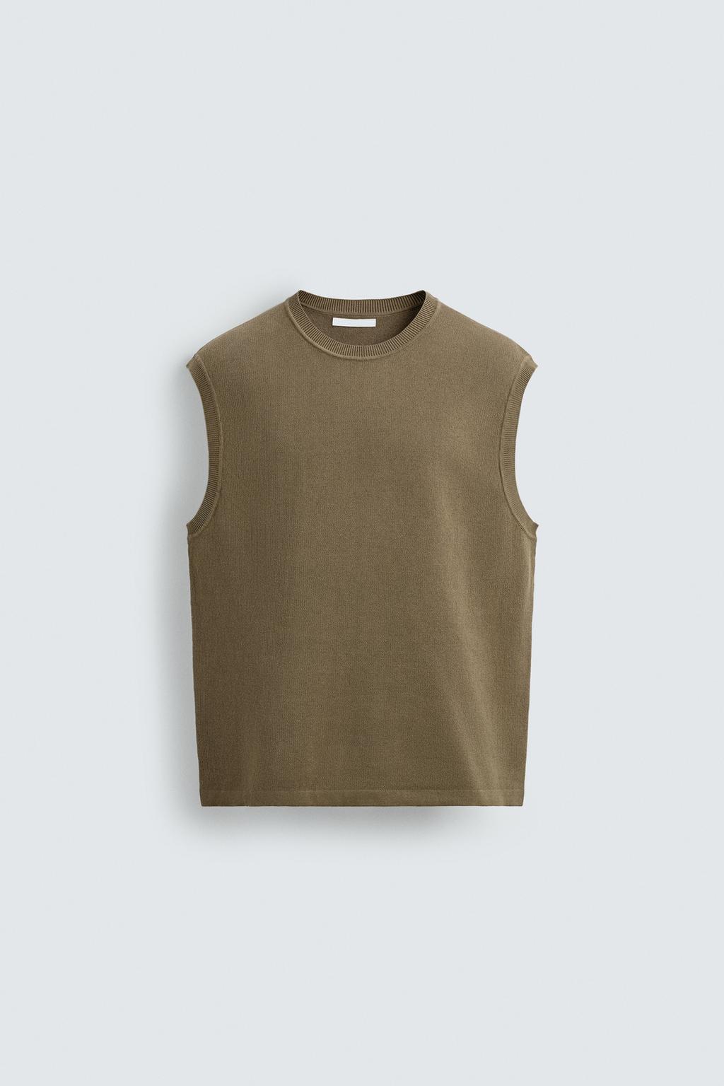 ЖИЛЕТ ИЗ РЕЛЬЕФНОГО ТРИКОТАЖА