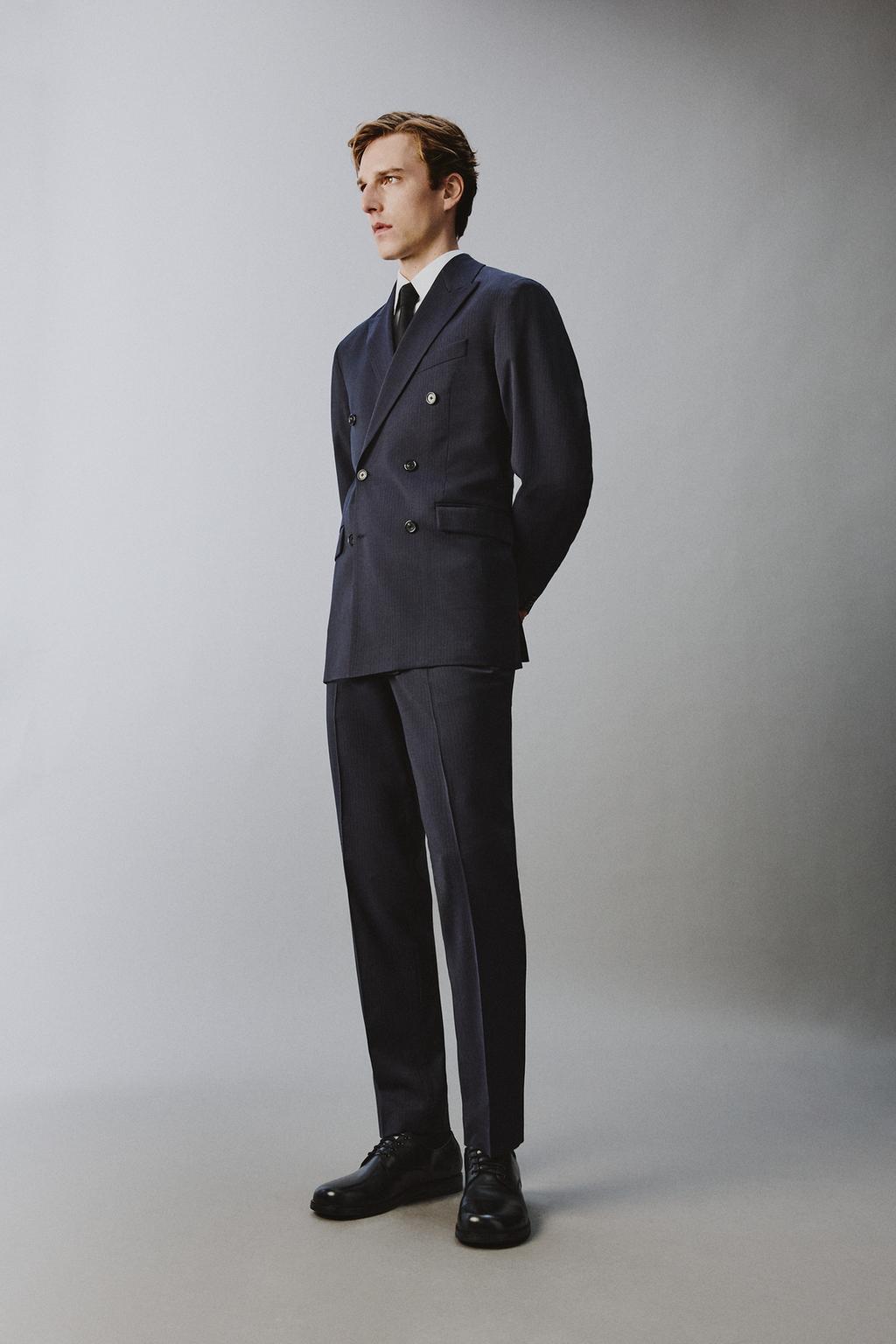 ДВУБОРТНЫЙ КОСТЮМНЫЙ БЛЕЙЗЕР ИЗ 100% ШЕРСТИ В ТОНКУЮ ПОЛОСКУ