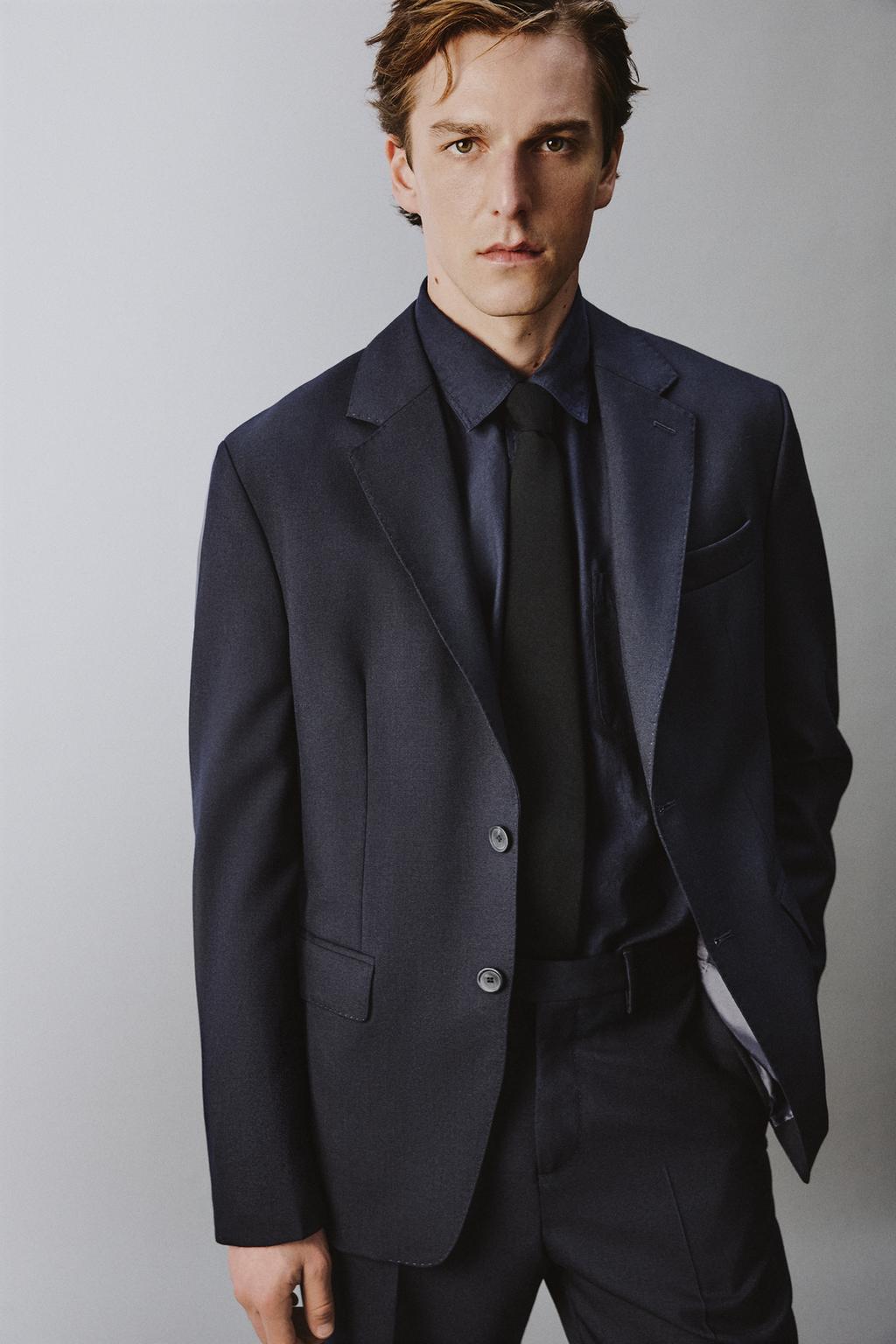 КОСТЮМНЫЙ БЛЕЙЗЕР ИЗ 100% ШЕРСТИ