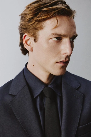 Костюмный блейзер из 100% шерсти- Заказать в России