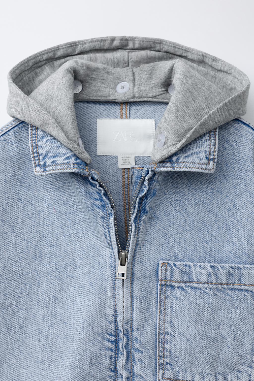 ДЖИНСОВАЯ КУРТКА-РУБАШКА СО СЪЕМНЫМ КАПЮШОНОМ