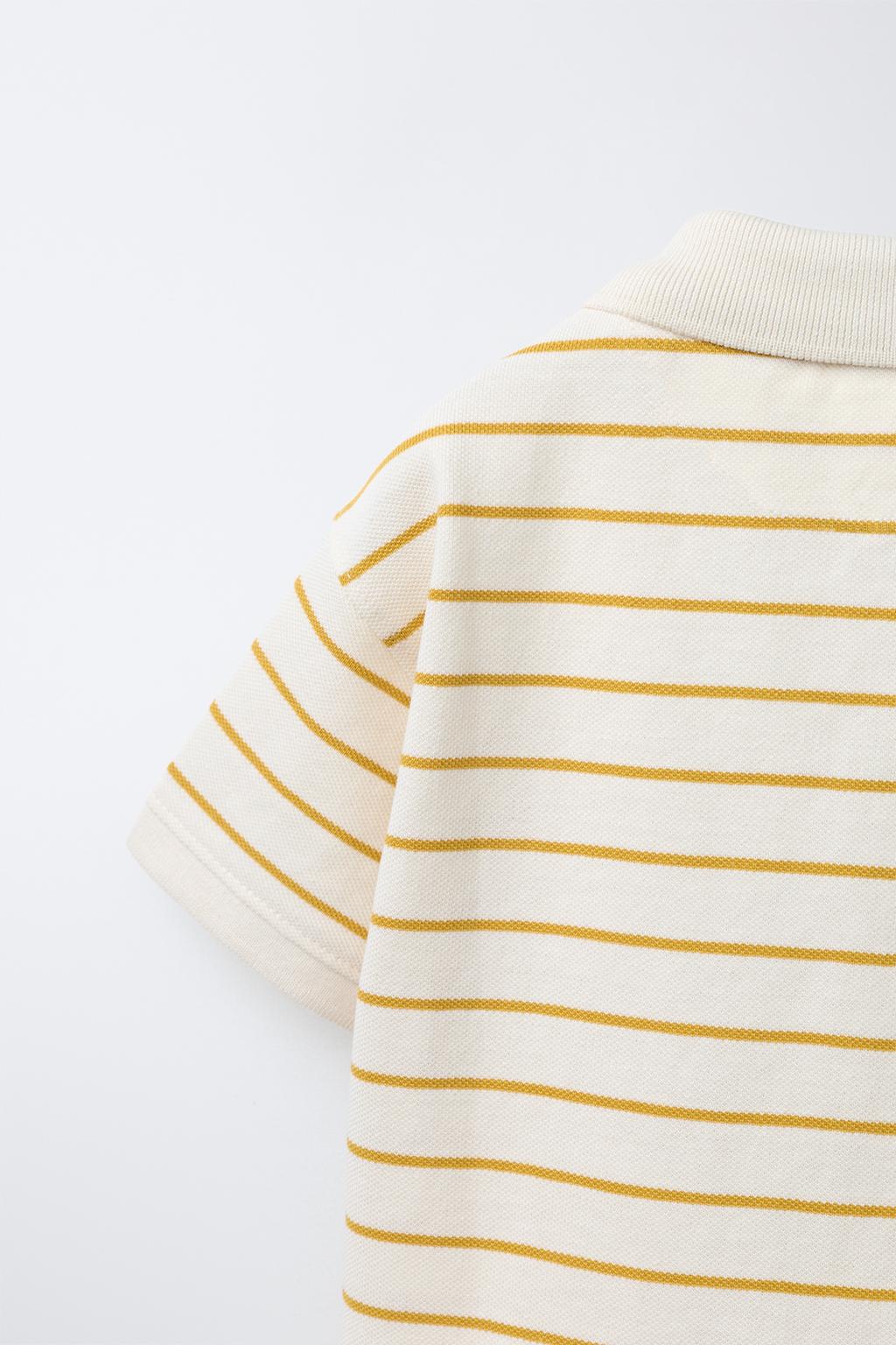 ПОЛО С ПРИНТОМ В ПОЛОСКУ