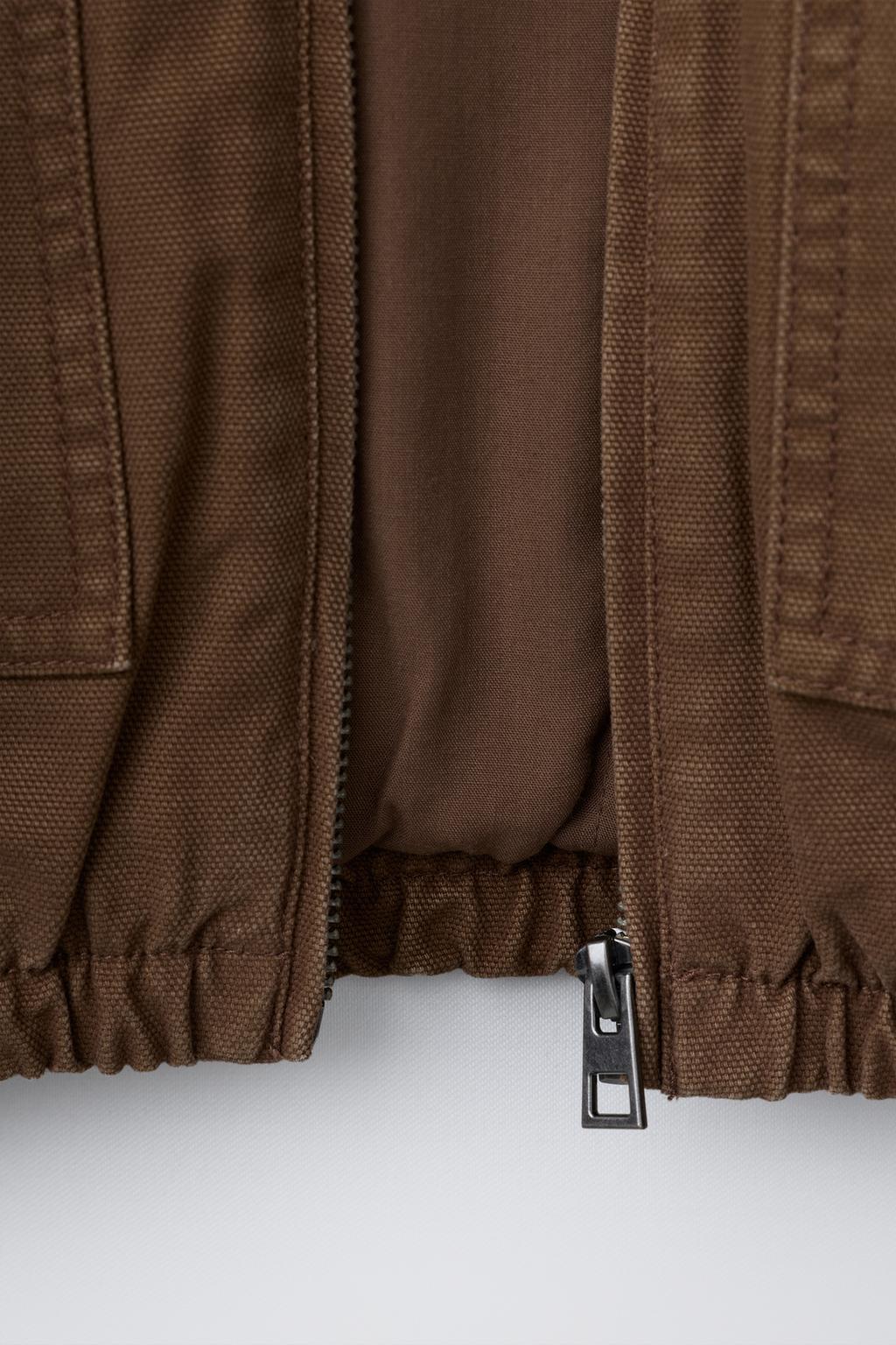 КУРТКА С КОНТРАСТНЫМ ВОРОТНИКОМ