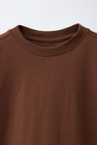 Однотонная футболка- Заказать в России