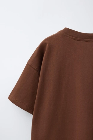 Однотонная футболка- Заказать в России