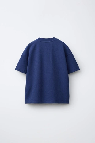 Комплект из футболки и шортов вафельного плетения с нашивкой- Заказать в России