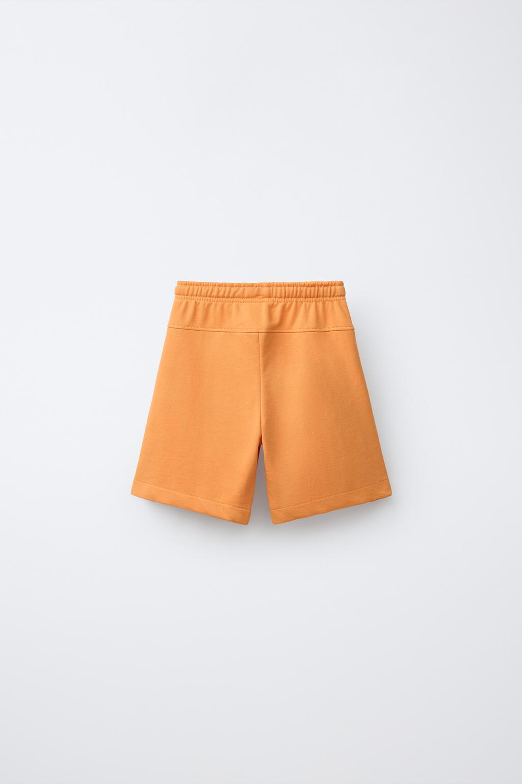 ОДНОТОННЫЕ ШОРТЫ