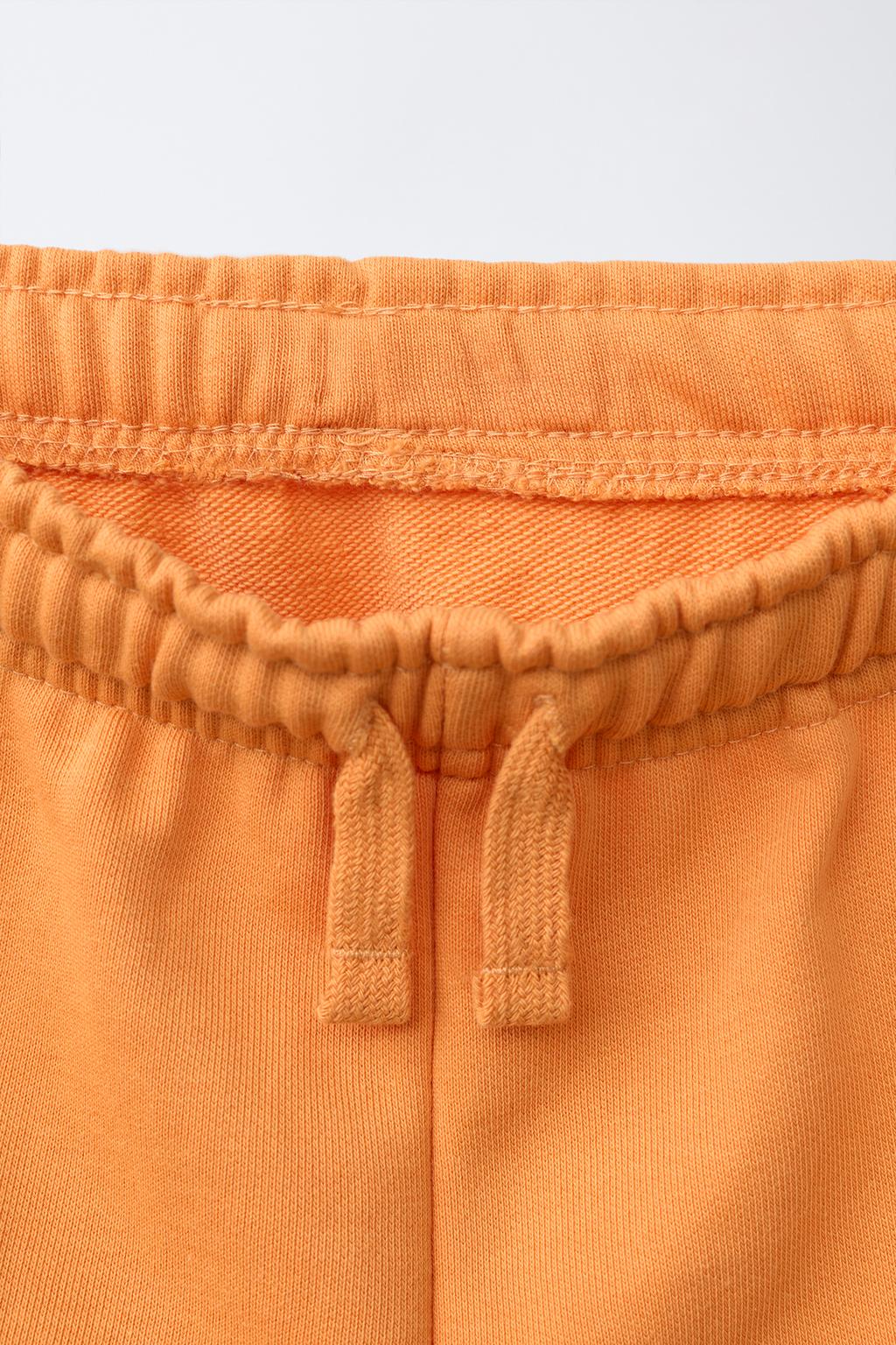 ОДНОТОННЫЕ ШОРТЫ