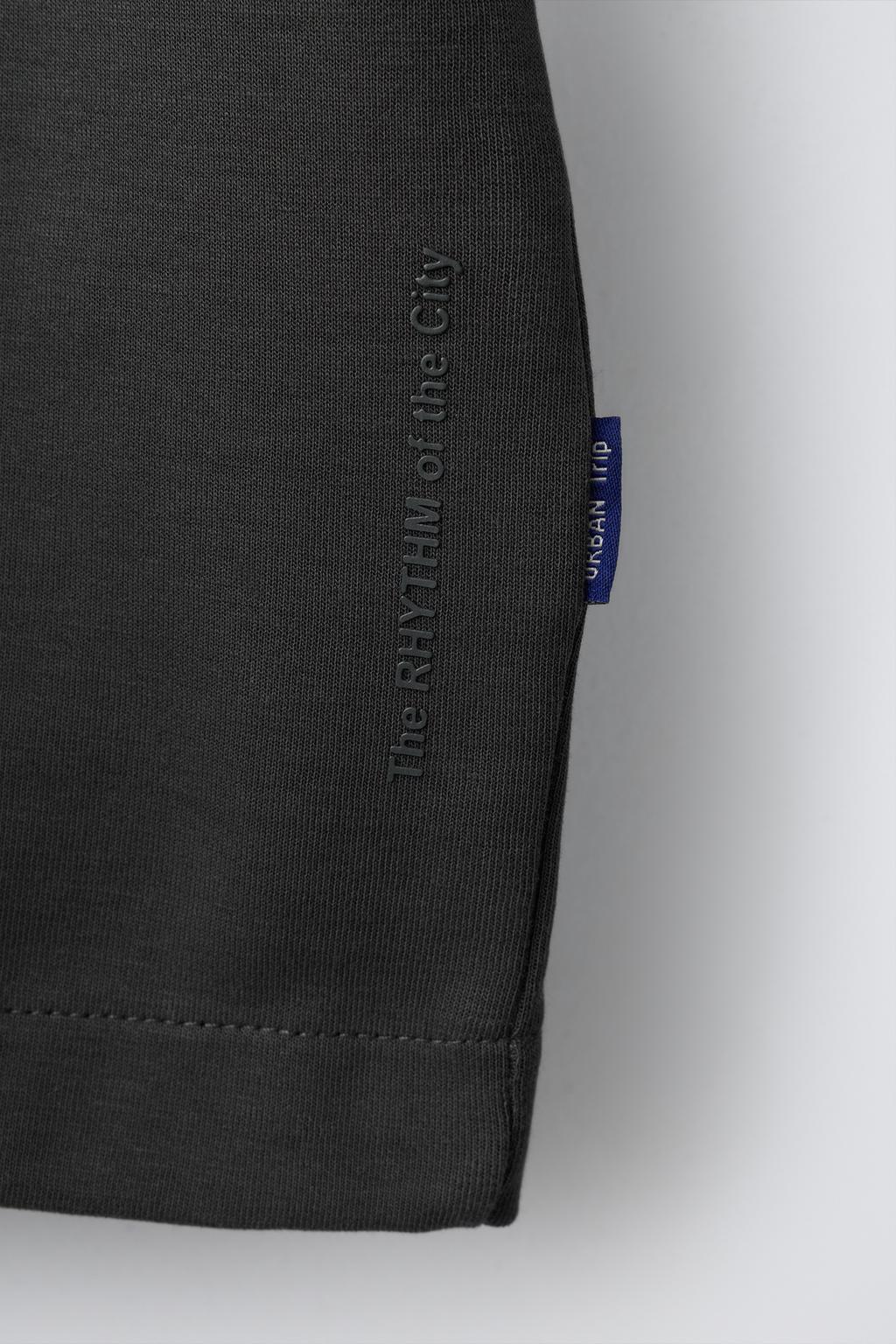 КОМПЛЕКТ ИЗ ФУТБОЛКИ И ШОРТОВ ИЗ ИНТЕРЛОКА