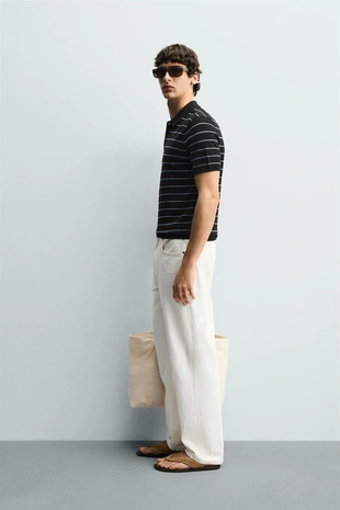 Трикотажное поло классического кроя- Заказать в России