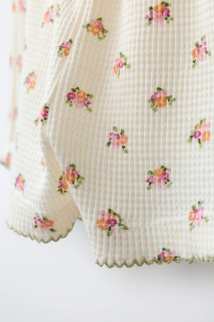 Шорты вафельные с цветочным принтом- Заказать в России