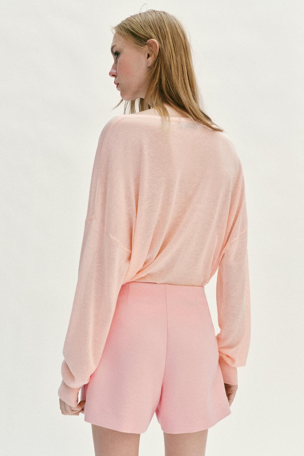 ЮБКА-ШОРТЫ АСИММЕТРИЧНЫЕ С АППЛИКАЦИЕЙ