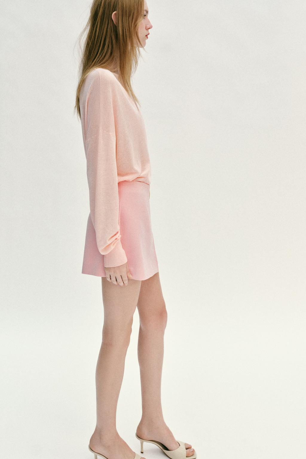 ЮБКА-ШОРТЫ АСИММЕТРИЧНЫЕ С АППЛИКАЦИЕЙ