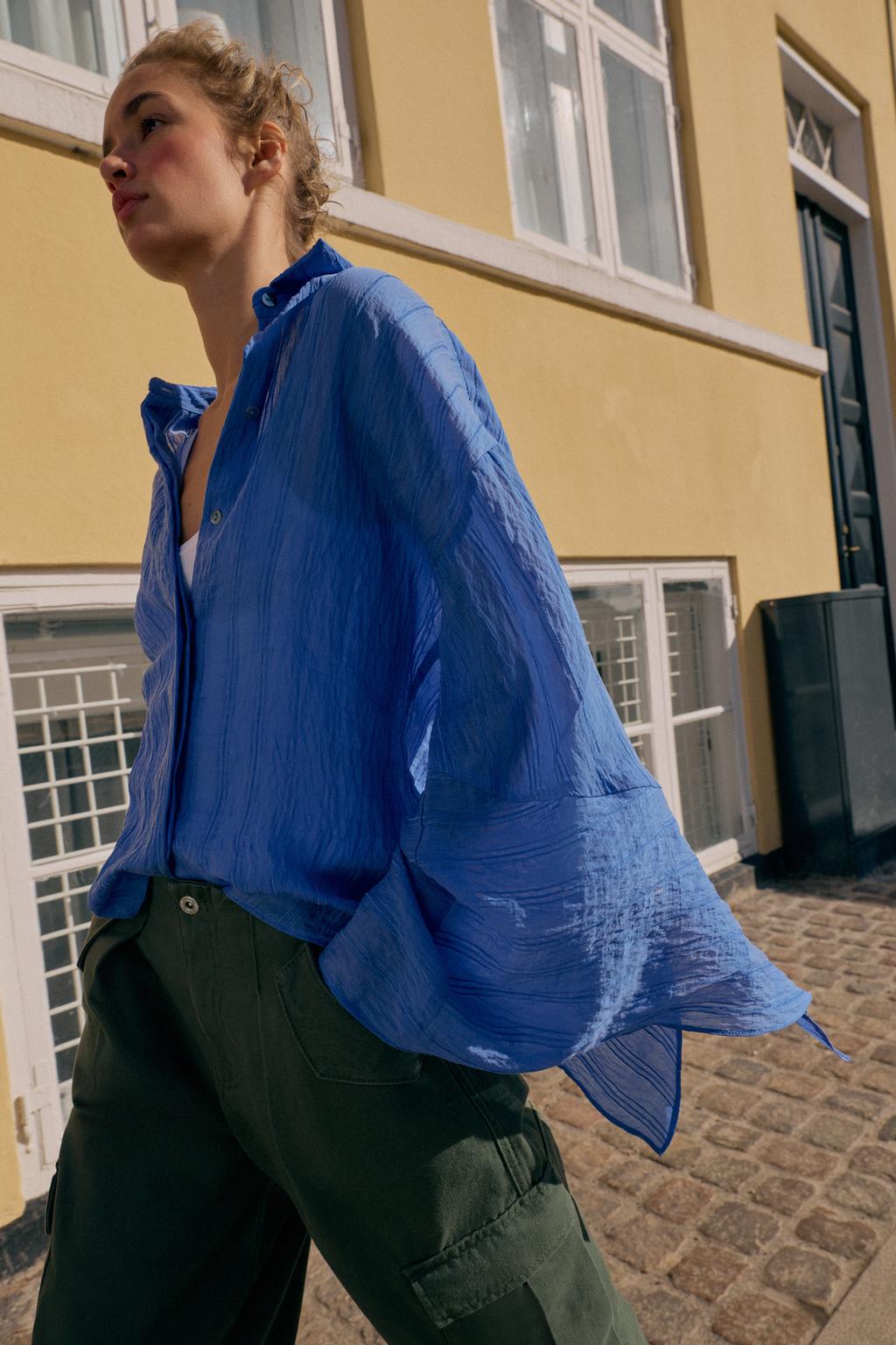 РУБАШКА В ПОЛОСКУ С БАНТАМИ