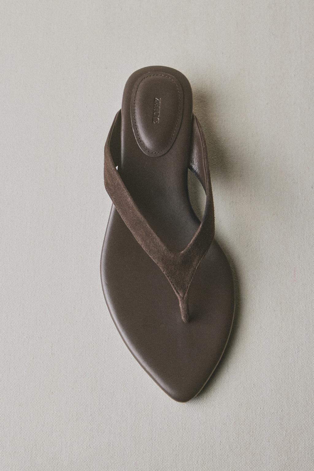 Кожаные сандалии на высоком каблуке