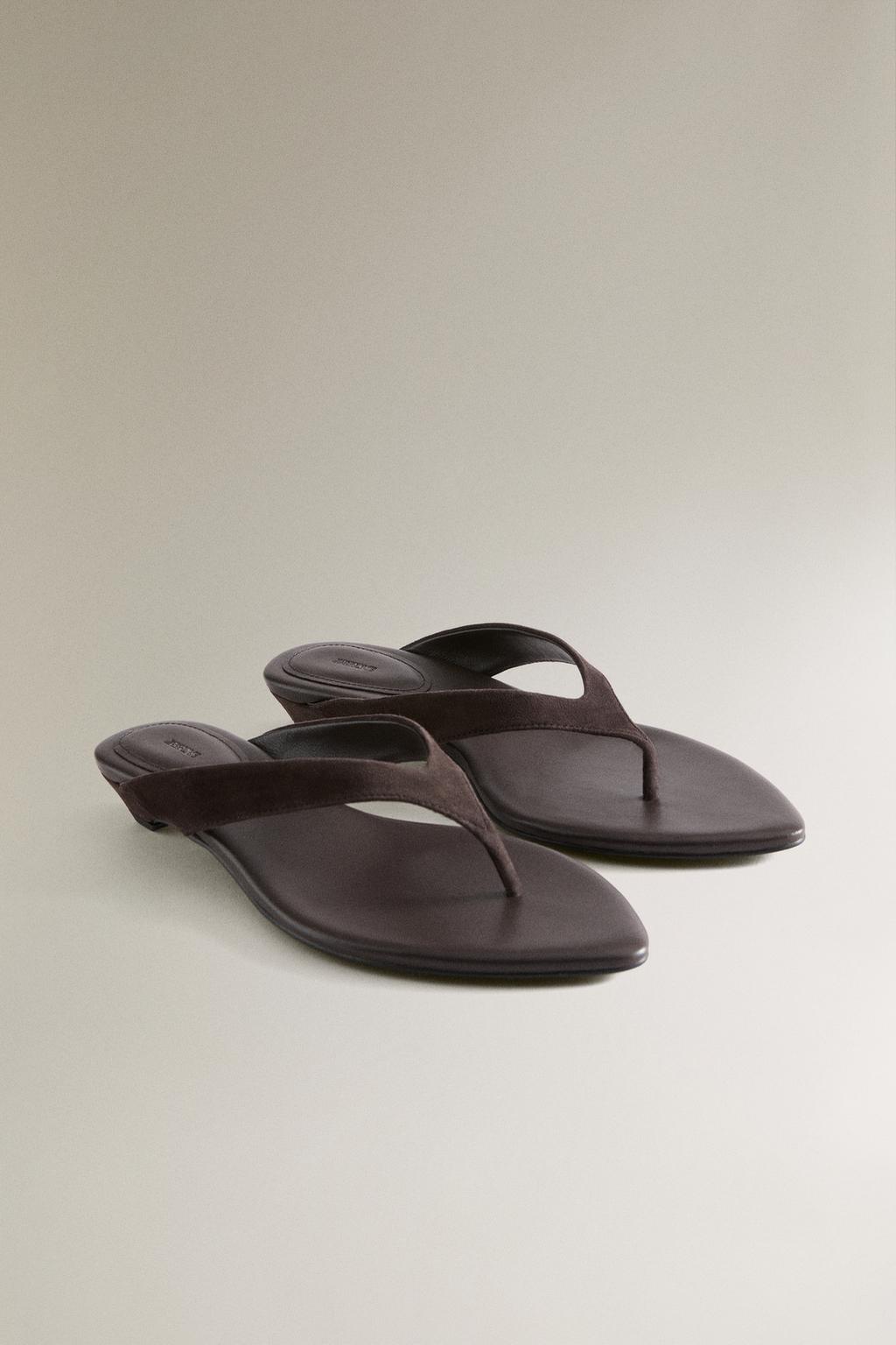 Кожаные сандалии на высоком каблуке