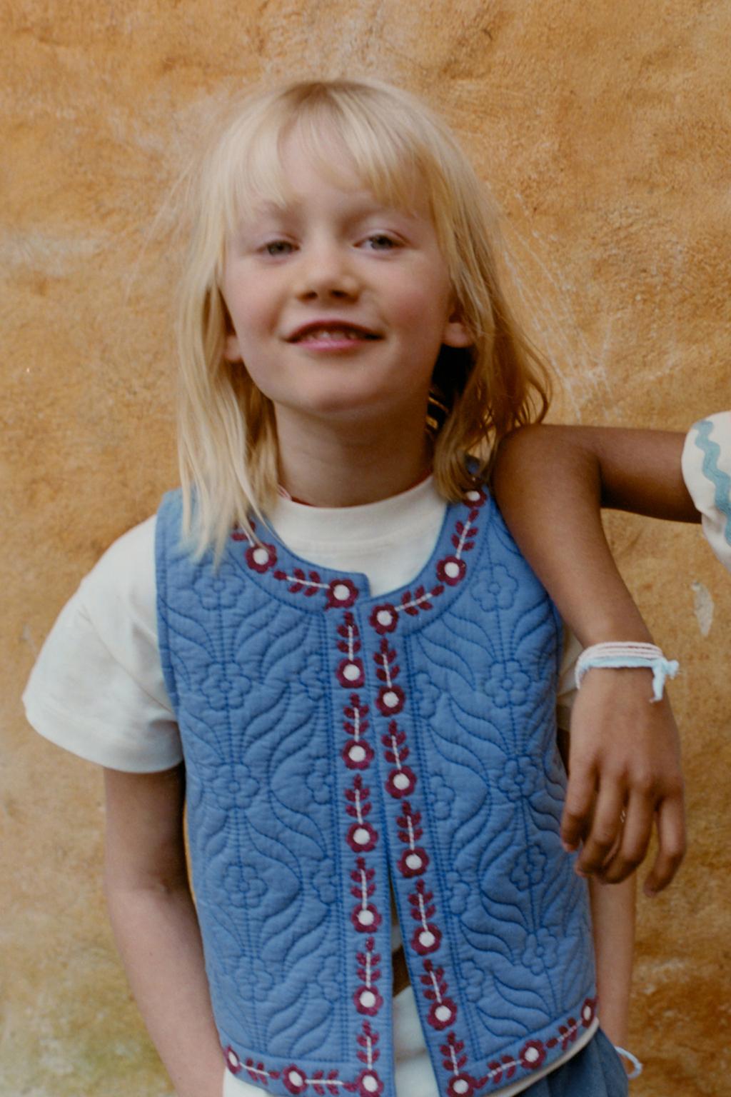 ЖИЛЕТ С ВЫШИВКОЙ