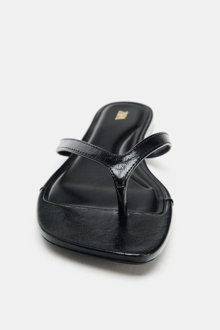 Сандалии на плоской подошве- Заказать в России