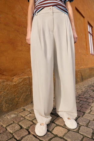 Брюки  с защипами- Заказать в России