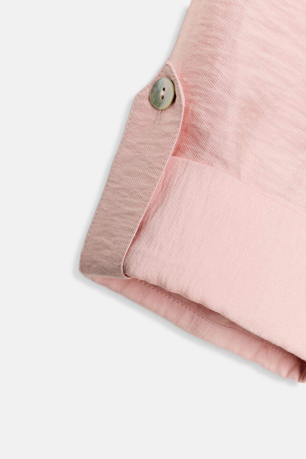 УКОРОЧЕННАЯ РУБАШКА ИЗ СМЕСОВОГО ЛЬНА