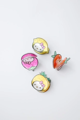 Набор из 4 заколок «фрукты Hello Kitty © Sanrio»- Заказать в России