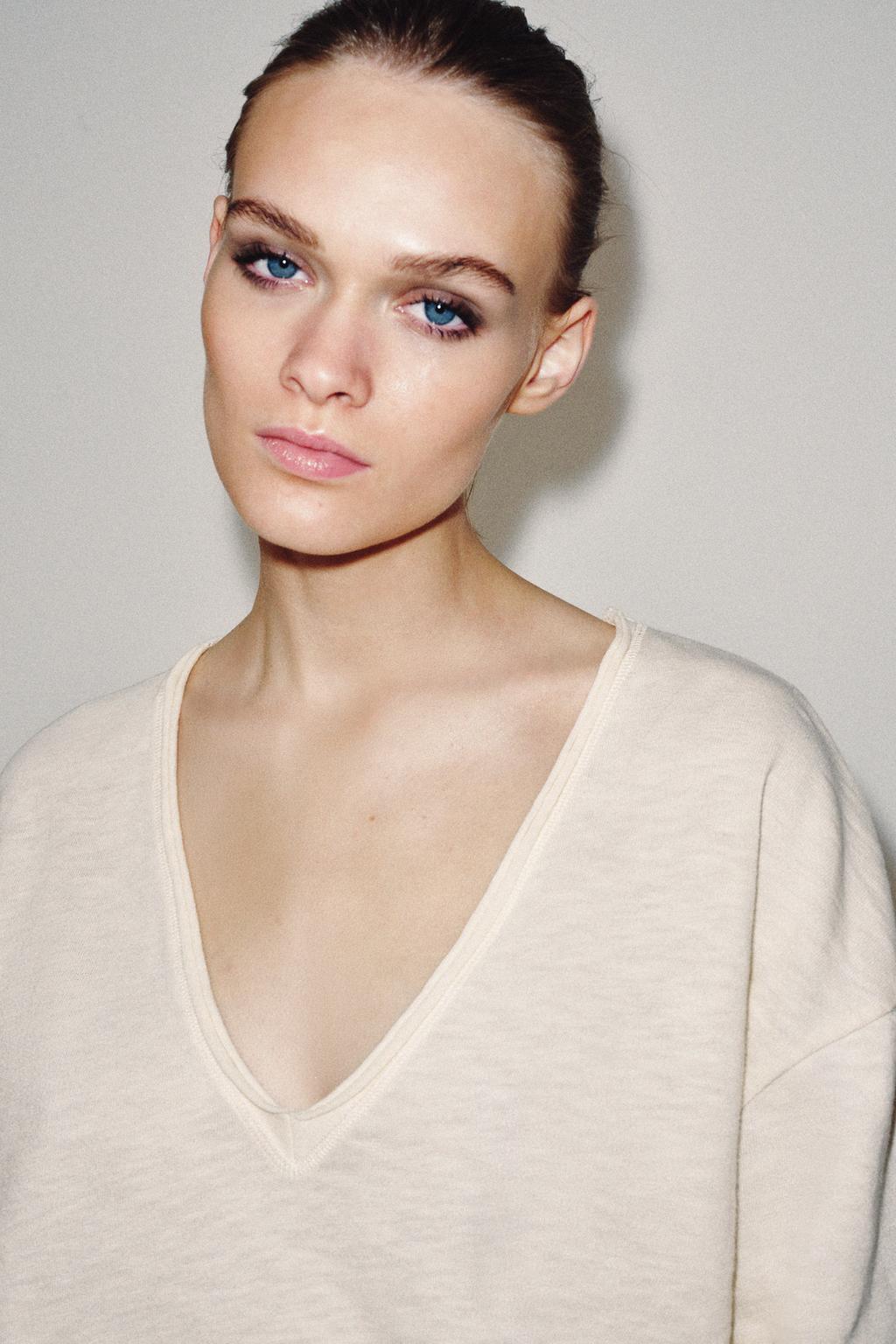 ФУТБОЛКА В СТИЛЕ РУСТИК С ДЛИННЫМИ РУКАВАМИ