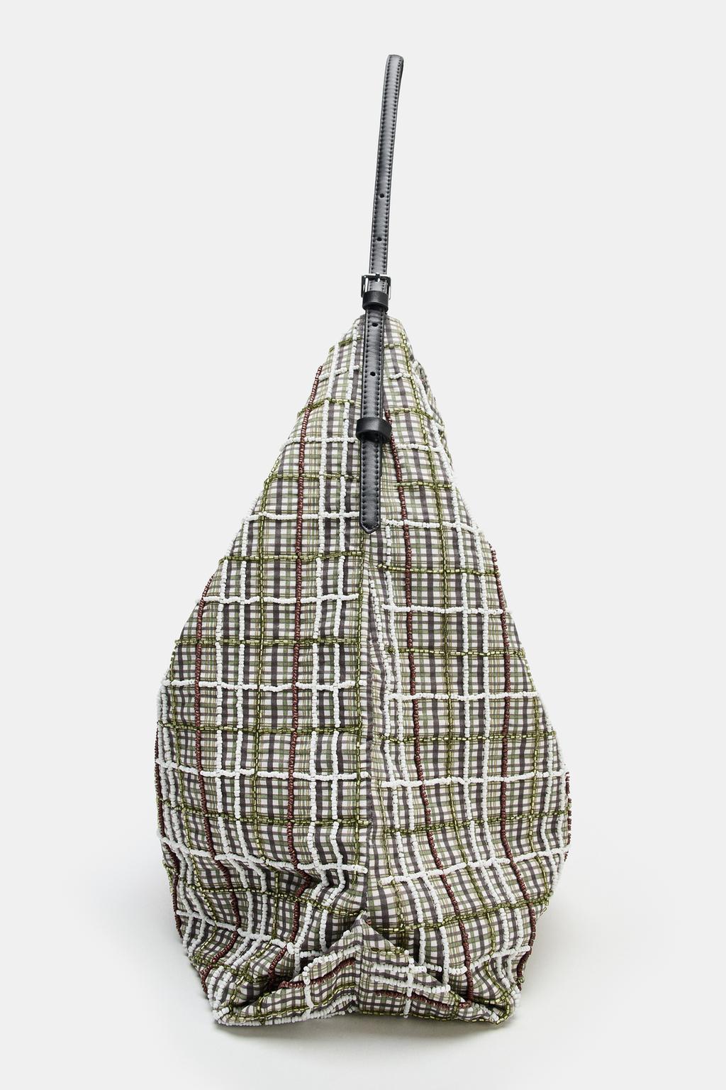 СУМКА-ШОПЕР С АППЛИКАЦИЯМИ И БЛЕСТКАМИ