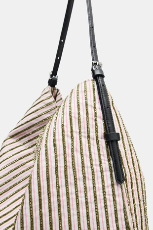 Сумка-шопер с аппликациями и блестками- Заказать в России