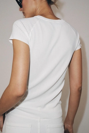 Топ в рубчик с коротким рукавом- Заказать в России