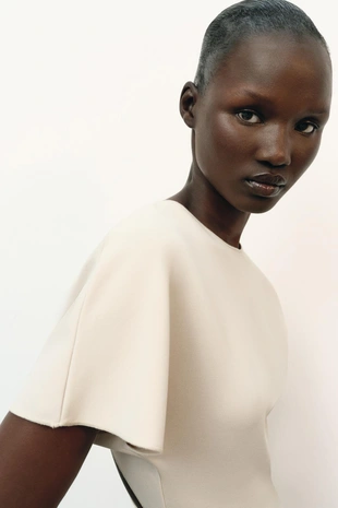 Топ с вырезом и короткими рукавами- Заказать в России