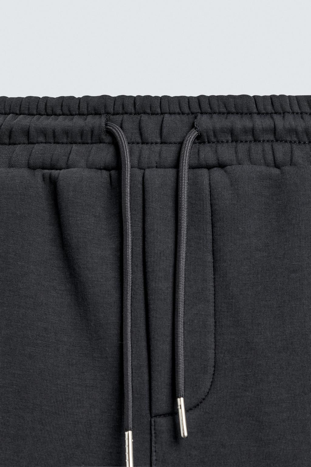 МЯГКИЕ ДЖОГГЕРЫ С ЭФФЕКТОМ ПОТЕРТОСТИ