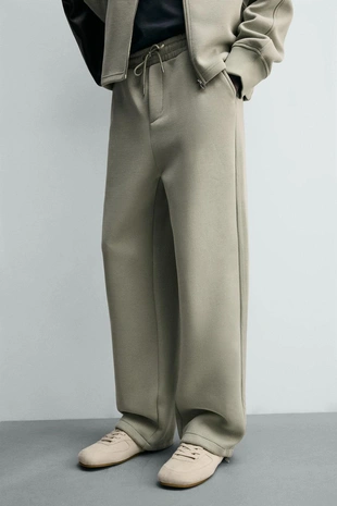 Джоггеры Relaxed Fit из ткани Interlock- Заказать в России