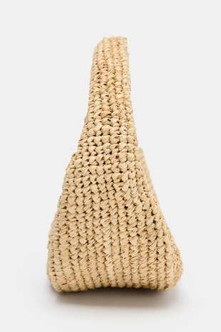 Сумка-клатч из рафии